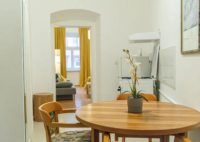 Lovely 1br Near Westbahnhof For Long