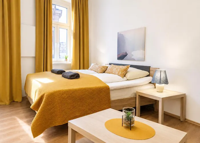 Apartman Lovely 1br Near Westbahnhof For Long Bécs