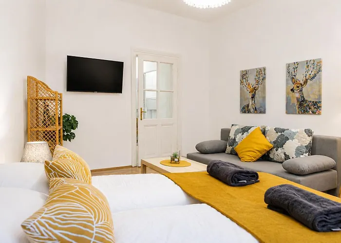 Apartman Lovely 1br Near Westbahnhof For Long