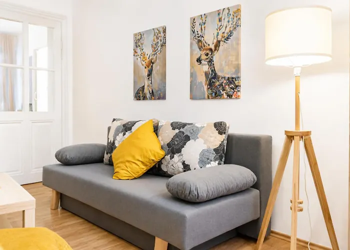 Lovely 1br Near Westbahnhof For Long * Bécs